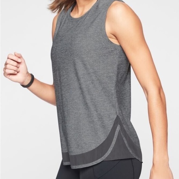 Athleta Tops - Athleta Cadence Tank Top In Gray Heather Mesh Rounded Hem Gym Running​